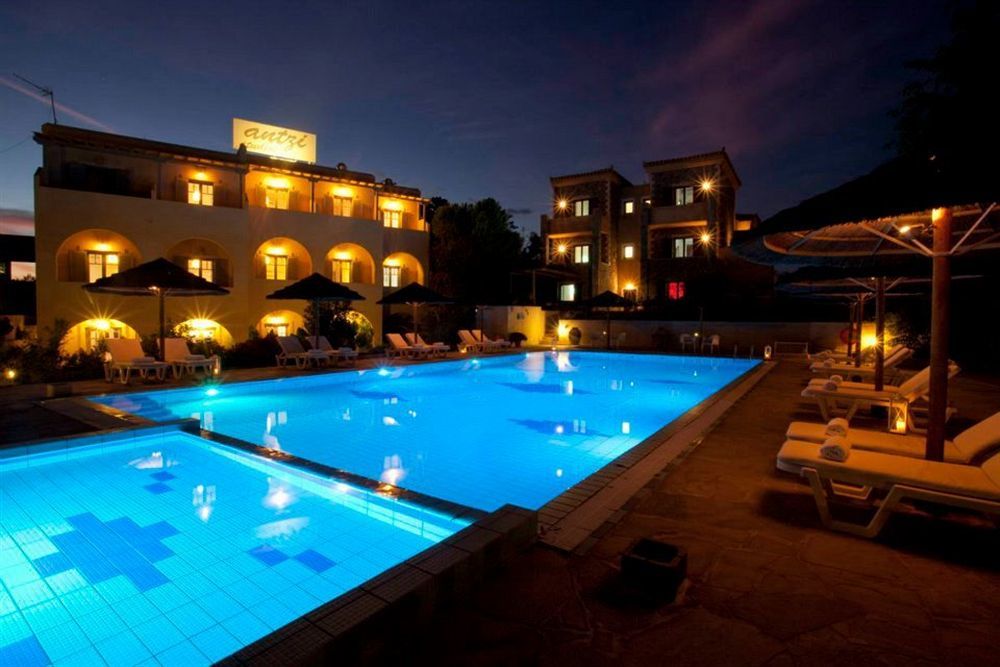 Angelina Boutique Escape Aparthotel เปอร์ดิกา ภายนอก รูปภาพ