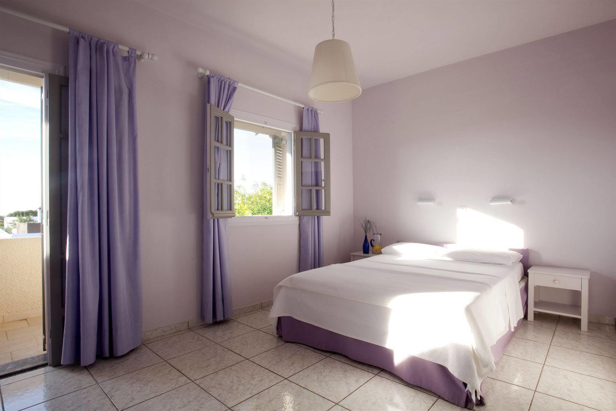 Angelina Boutique Escape Aparthotel เปอร์ดิกา ภายนอก รูปภาพ