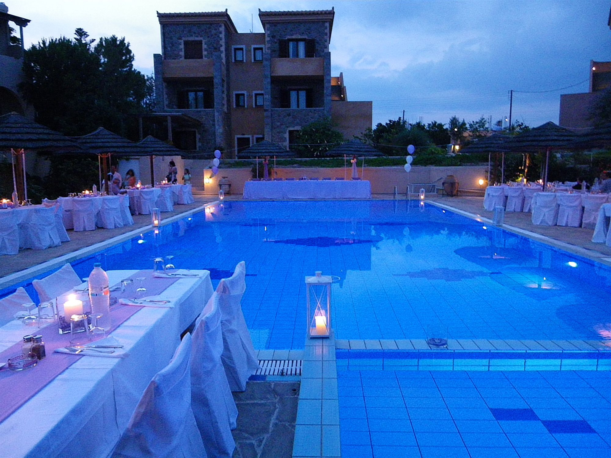 Angelina Boutique Escape Aparthotel เปอร์ดิกา ภายนอก รูปภาพ
